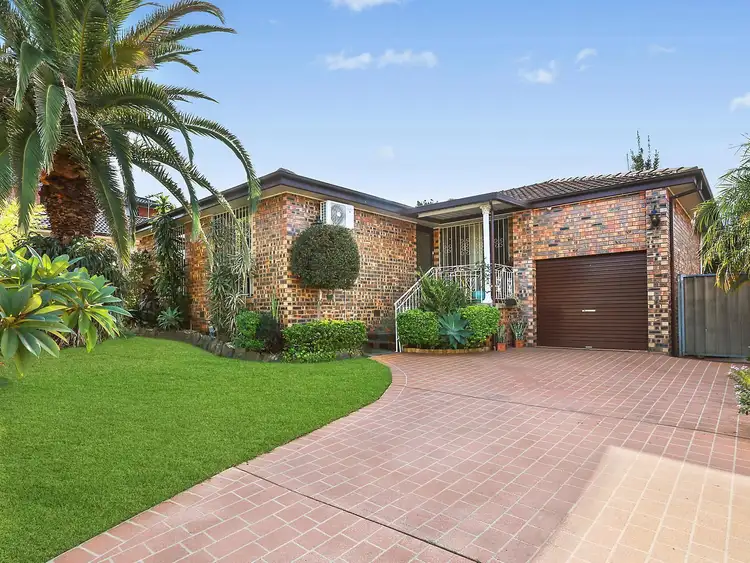 3 Roland Street, Bossley Park NSW 2176