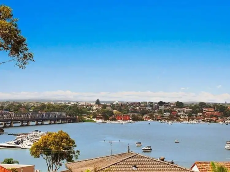 5 Hatfield Street, Blakehurst NSW 2221