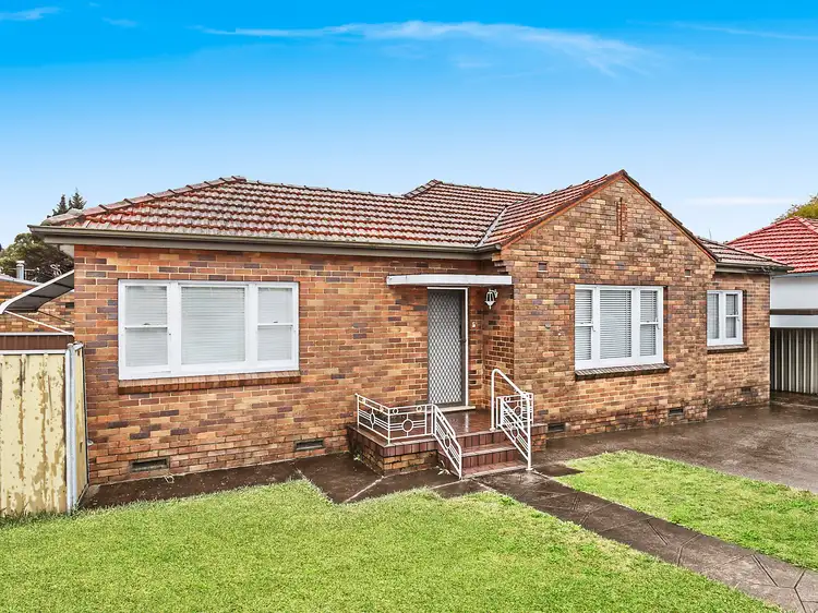 404 Stoney Creek Road, Kingsgrove NSW 2208