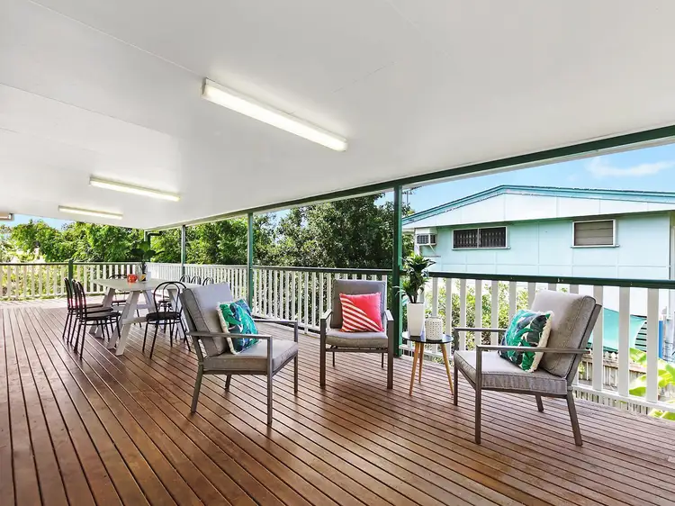 16 Riechelmann Street, Heatley QLD 4814