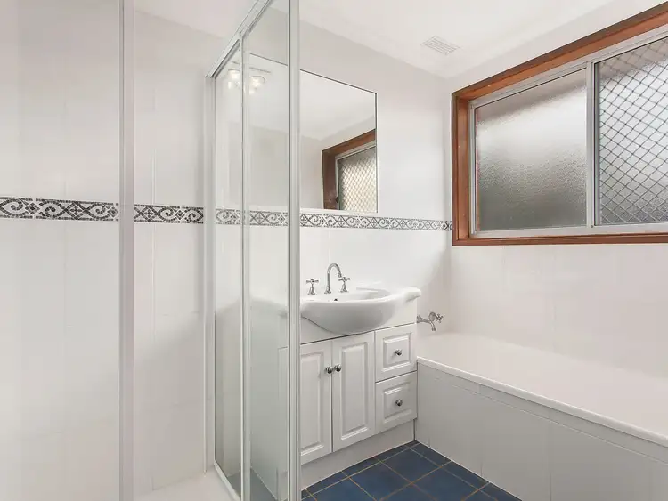 Sixth view of Homely house listing, 10 Hastings Court, Kaleen ACT 2617