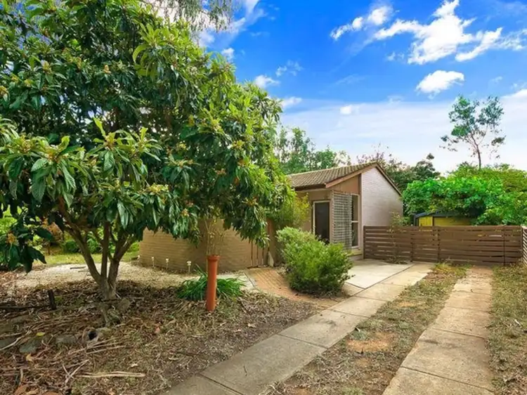 109 Phillip Avenue, Watson ACT 2602