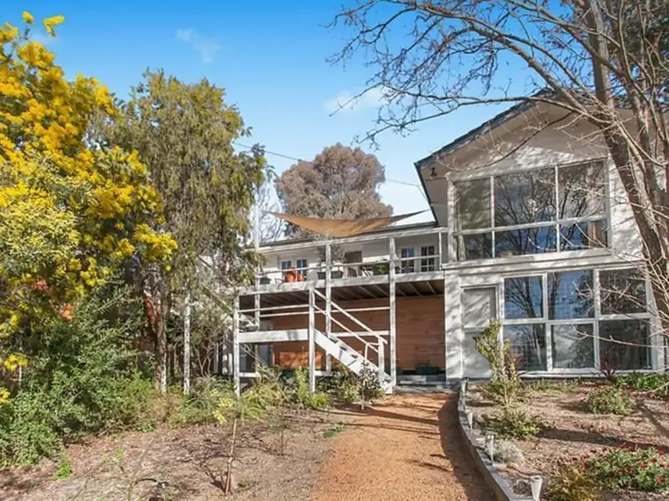 10 Pera Place, Red Hill ACT 2603