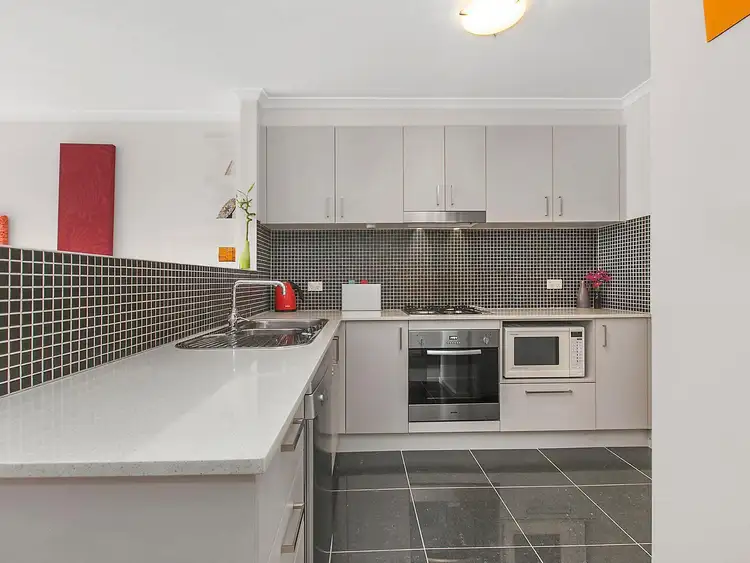 Fourth view of Homely townhouse listing, 8/95A Wakefield Gardens, Ainslie ACT 2602