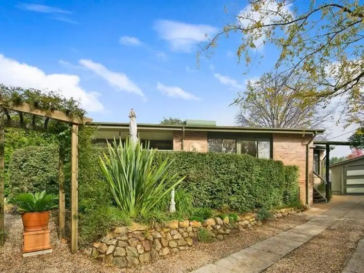 11 Lambert Street, Lyneham ACT 2602