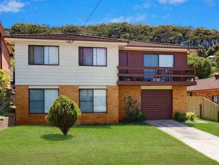 5 Warrina Street, Wamberal NSW 2260