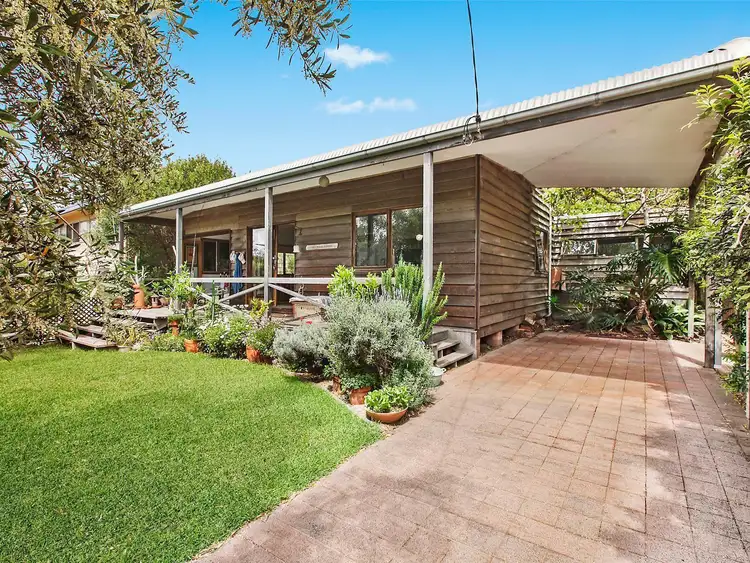 33 View Street, North Avoca NSW 2260