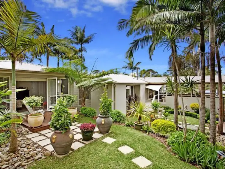 7 Leeside Road, North Avoca NSW 2260