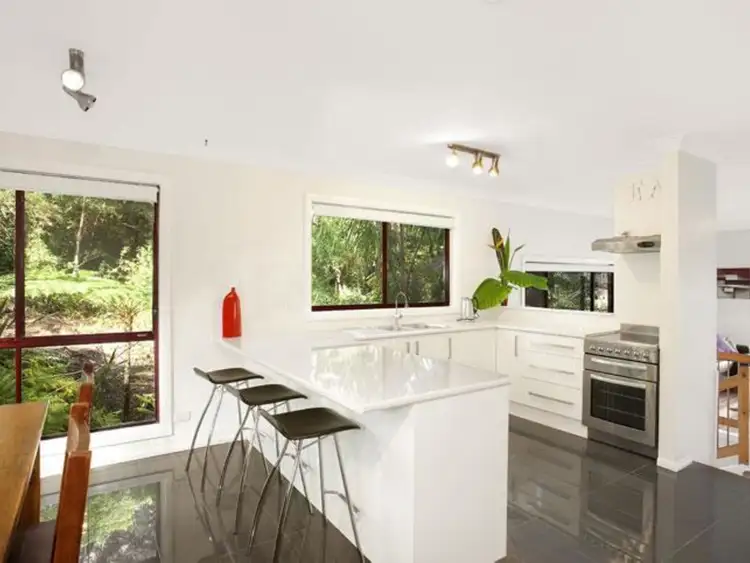 21 Palmgrove Place, North Avoca NSW 2260