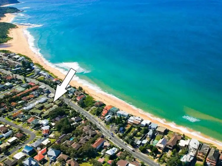 Fifth view of Homely villa listing, 4/74 Ocean View Drive, Wamberal NSW 2260
