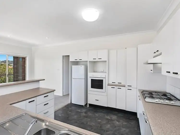 Second view of Homely house listing, 1/88 Ocean View Drive, Wamberal NSW 2260