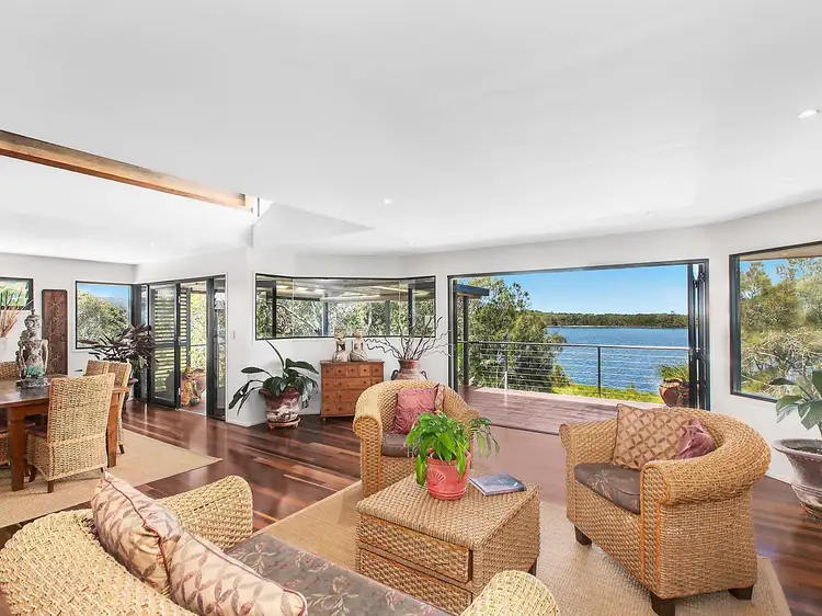 114 Blue Bell Drive, Wamberal NSW 2260