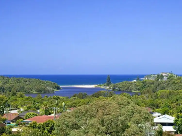 Second view of Homely house listing, 22 Coreen Drive, Wamberal NSW 2260