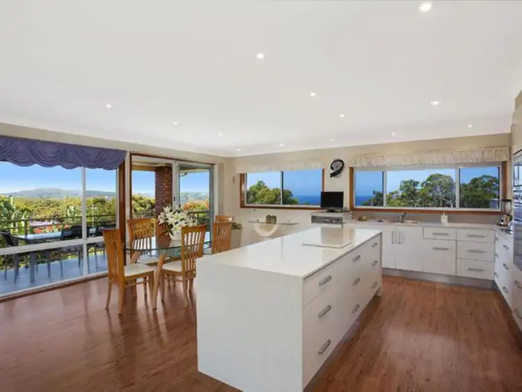 16 Namatjira Drive, Macmasters Beach NSW 2251