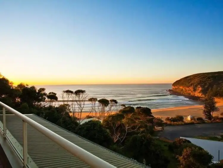 33 Warri Crescent, Macmasters Beach NSW 2251