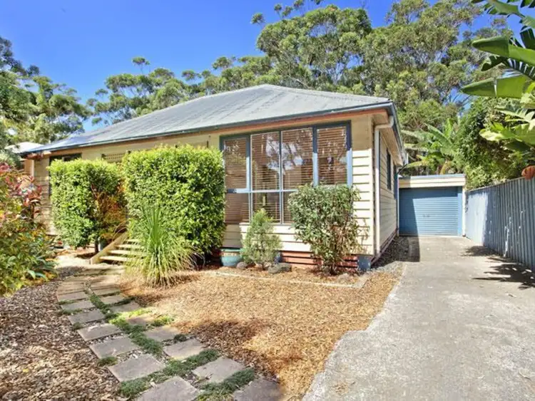 2 Warri Crescent, Macmasters Beach NSW 2251