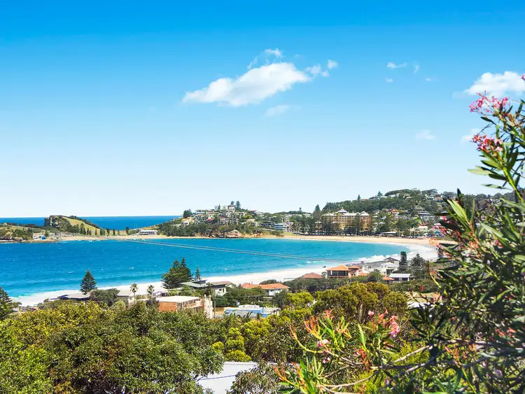 34 McGee Avenue, Wamberal NSW 2260
