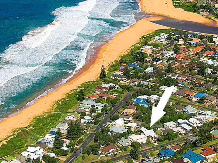 Sixth view of Homely house listing, 12 Elgata Avenue, North Avoca NSW 2260