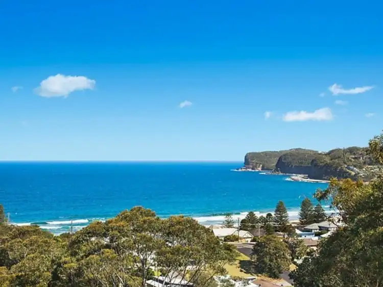 2A Surf Rider Avenue, North Avoca NSW 2260