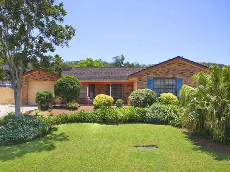1 Seabreeze Avenue, Kincumber NSW 2251
