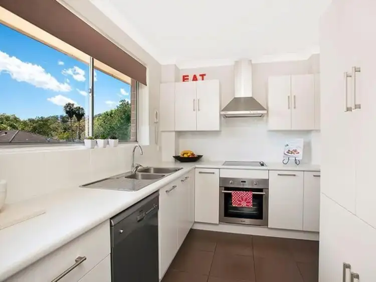 Second view of Homely apartment listing, 5/29 Gladstone Street, Newport NSW 2106