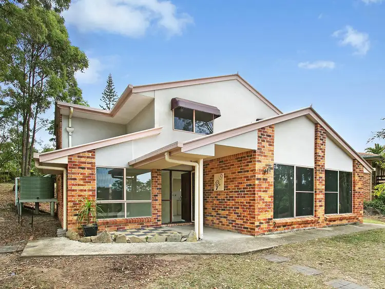 4 Stradbroke Drive, Little Mountain QLD 4551