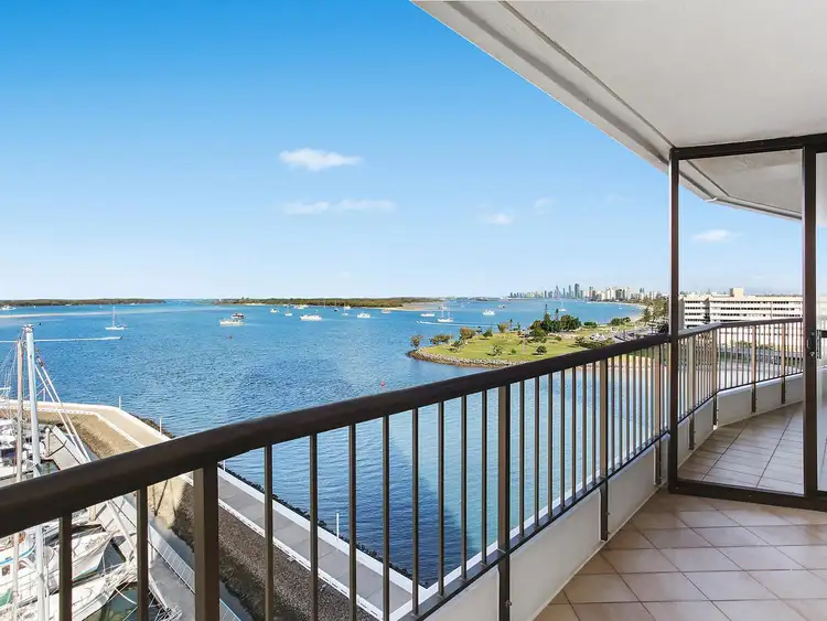 27/17 Bayview Street, Runaway Bay QLD 4216