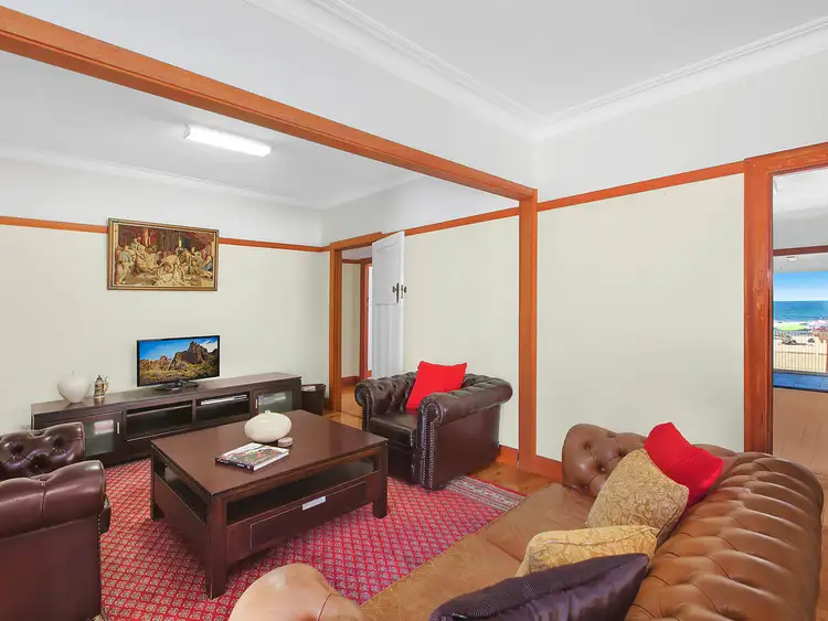 Fifth view of Homely house listing, 87 Avoca Drive, Avoca Beach NSW 2251