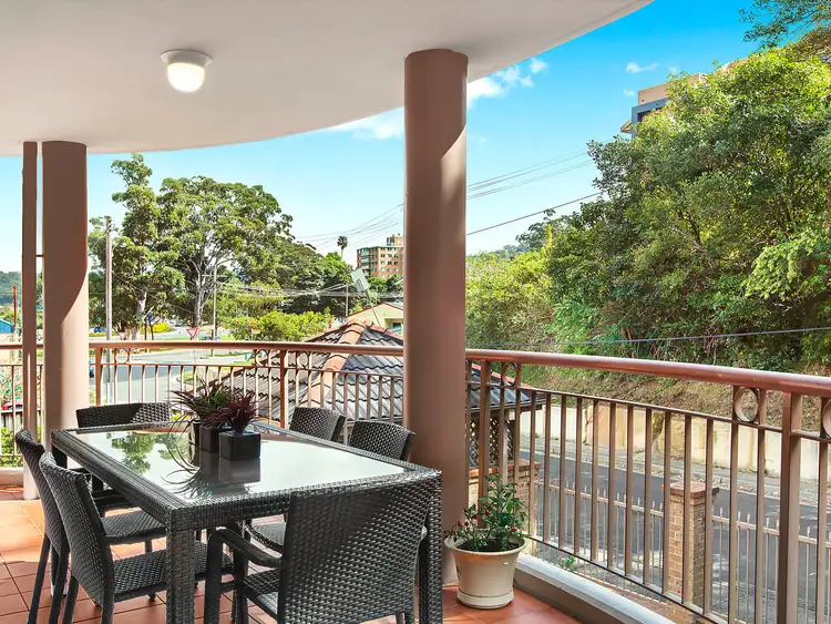 2/3 Shortland Street, Point Frederick NSW 2250