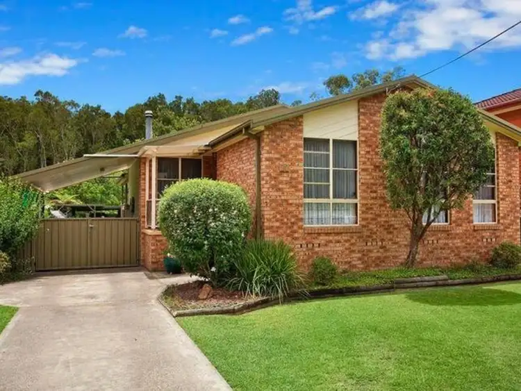 30 Cadonia Road, Tuggerawong NSW 2259
