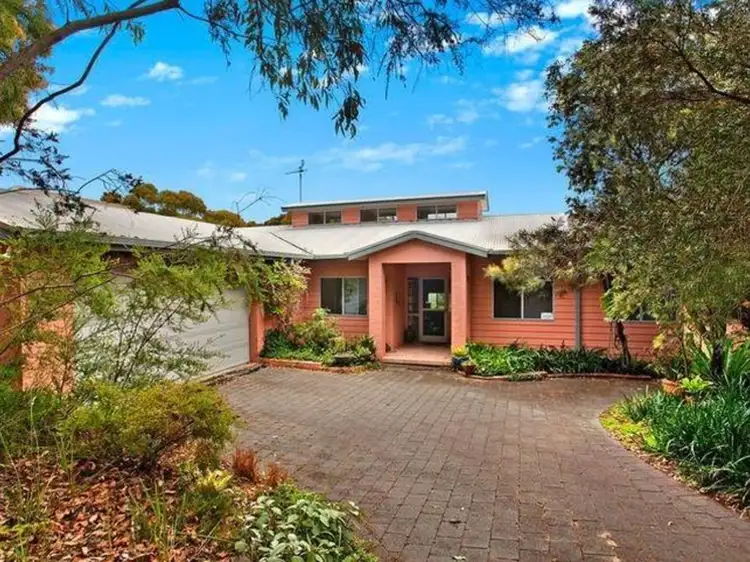 36 Wards Hill Road, Killcare NSW 2257