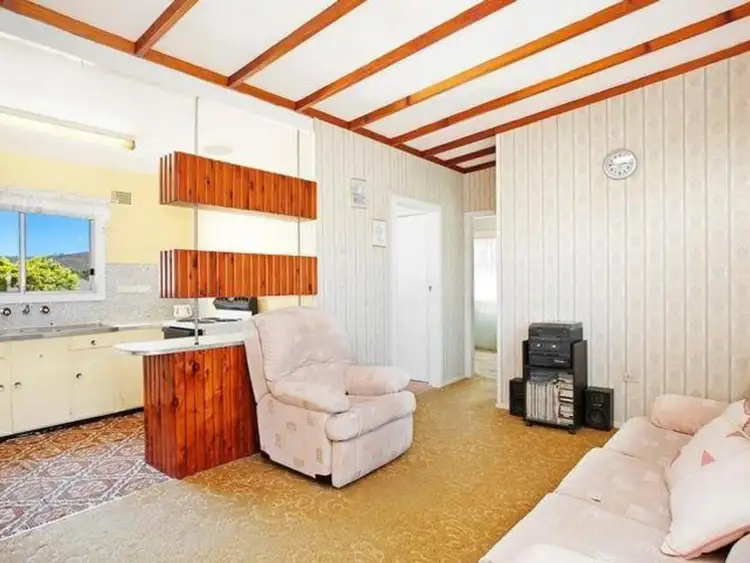 Third view of Homely house listing, 28 Robertson Road, Killarney Vale NSW 2261