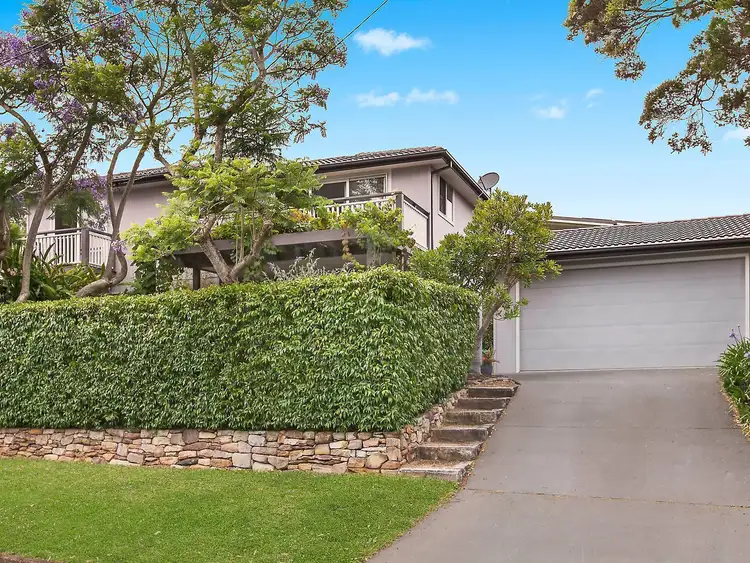 12 Bayside Drive, Green Point NSW 2251