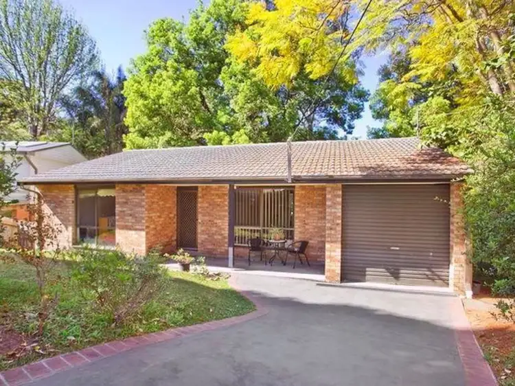 6 Hamish Crescent, Wyoming NSW 2250