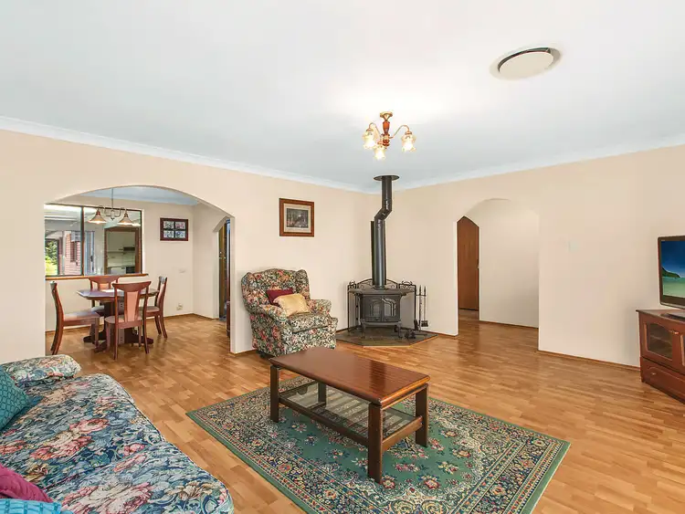 Fourth view of Homely house listing, 12 Hamilton Close, Niagara Park NSW 2250