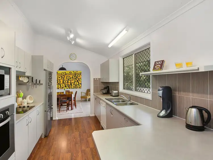 Second view of Homely house listing, 5 Gibson Close, Niagara Park NSW 2250