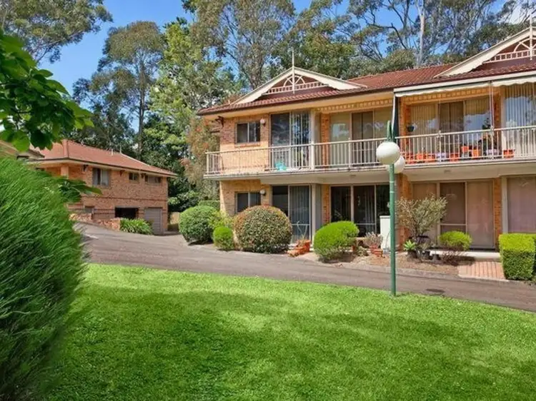 34/12 Kinarra Avenue, Wyoming NSW 2250