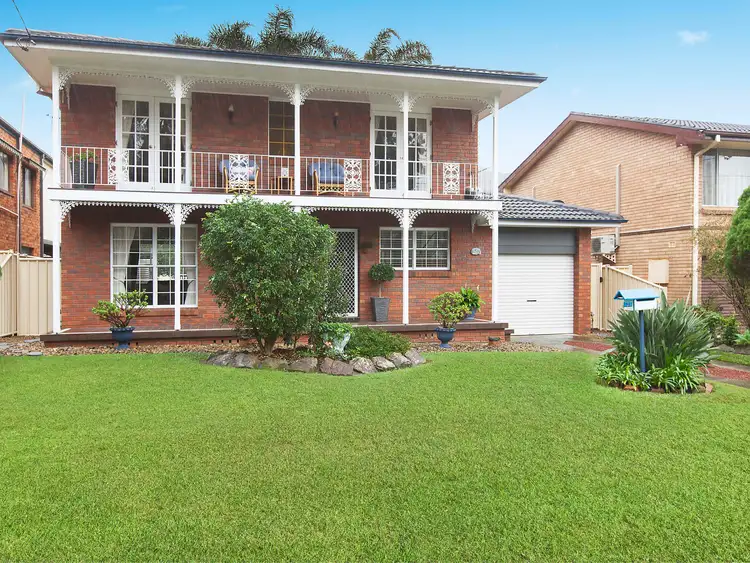 11 The Broadwaters, Tascott NSW 2250