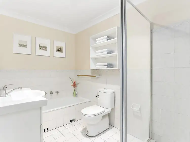 Sixth view of Homely house listing, 2B/3-7 Hinemoa Avenue, Normanhurst NSW 2076