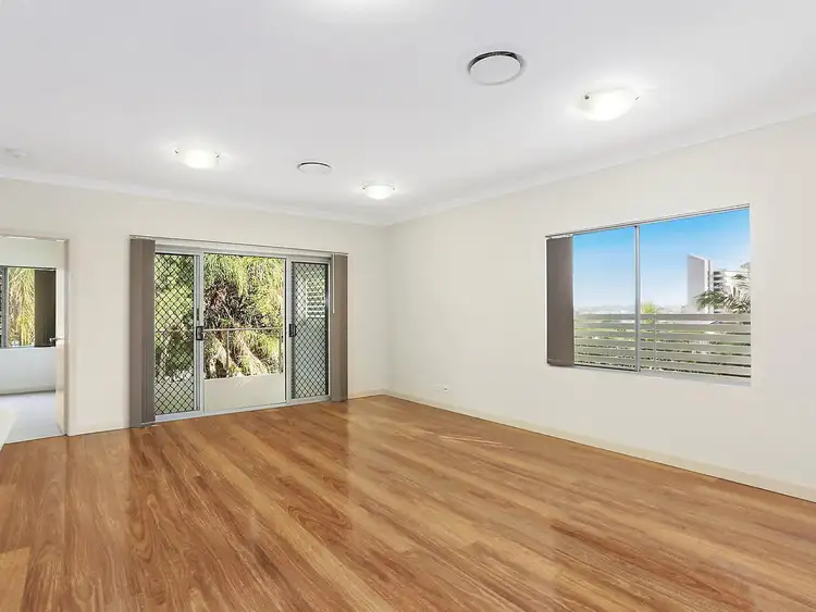 Third view of Homely apartment listing, 6/15 Little Street, Albion QLD 4010