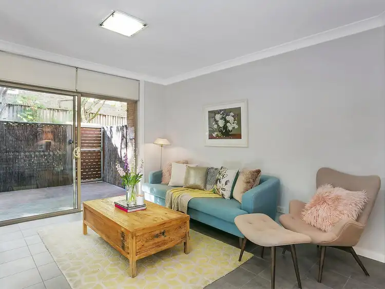 Main view of Homely unit listing, 2/143 Willoughby Road, Naremburn NSW 2065