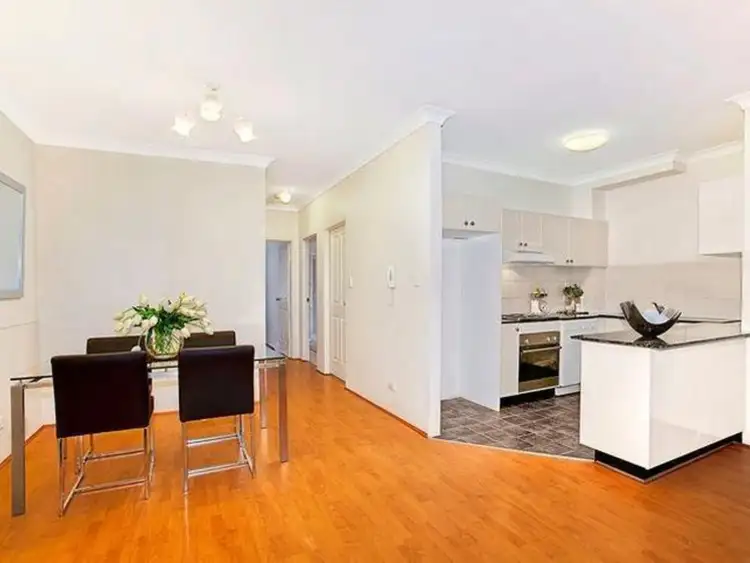 2/19 Glenmore Street, Naremburn NSW 2065