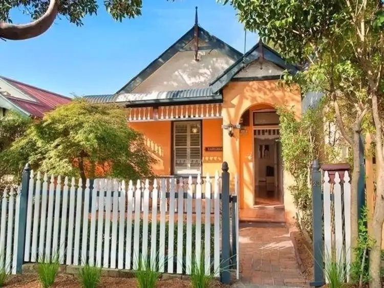 23 Plunkett Street, Naremburn NSW 2065