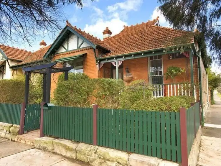 8 Rohan Street, Naremburn NSW 2065