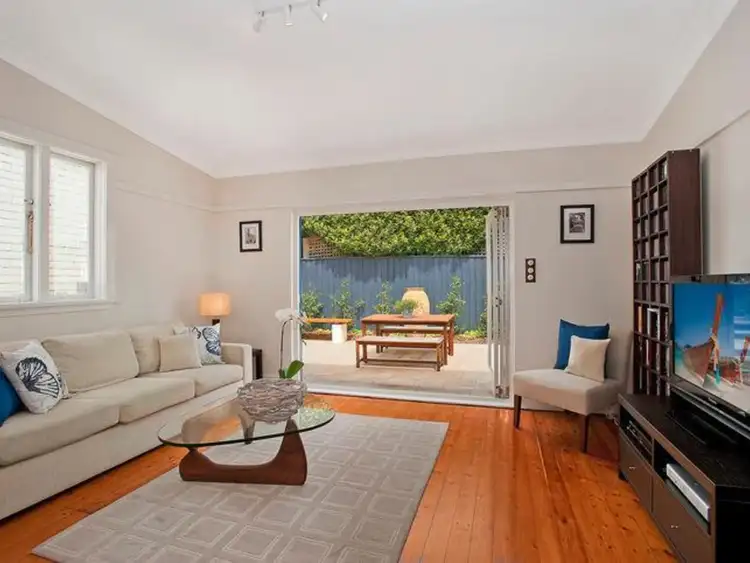 Third view of Homely house listing, 33 Huntington Street, Crows Nest NSW 2065