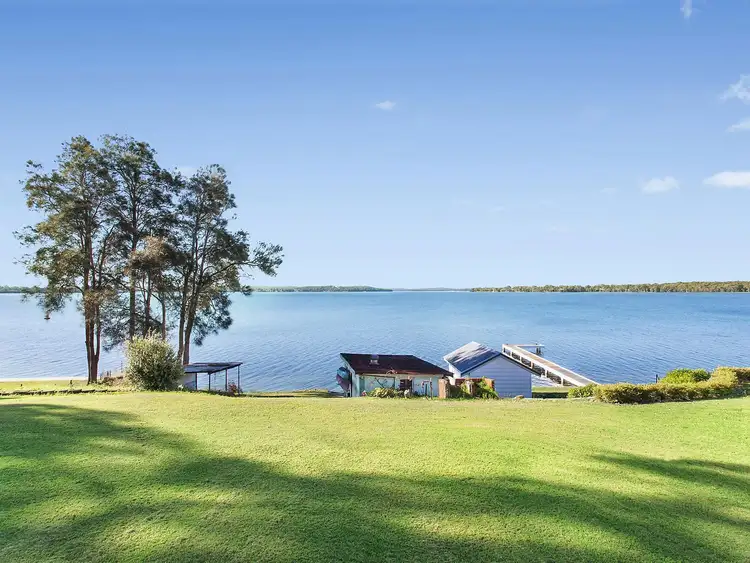 16 Scott Road, Mannering Park NSW 2259