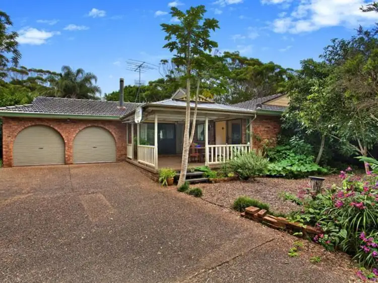 38 Lakeside Drive, Macmasters Beach NSW 2251