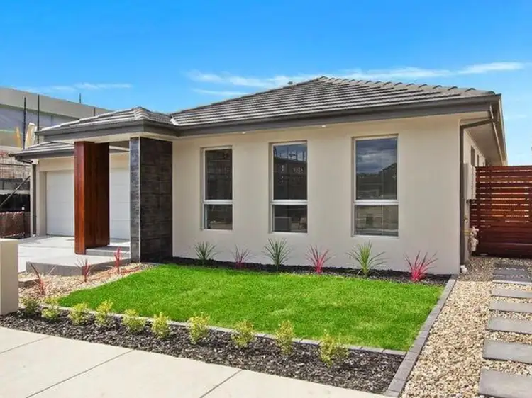 12 Hooton Street, Forde ACT 2914