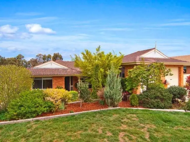 10 Buru Close, Ngunnawal ACT 2913