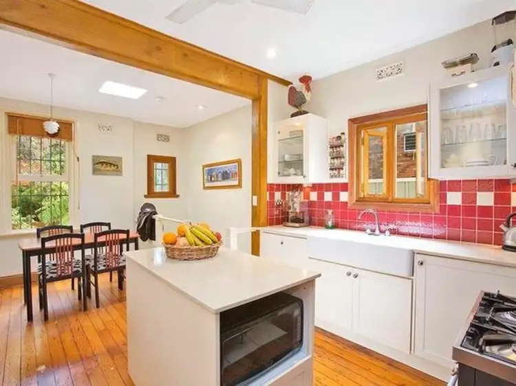 2 Fotheringham Street, Enmore NSW 2042